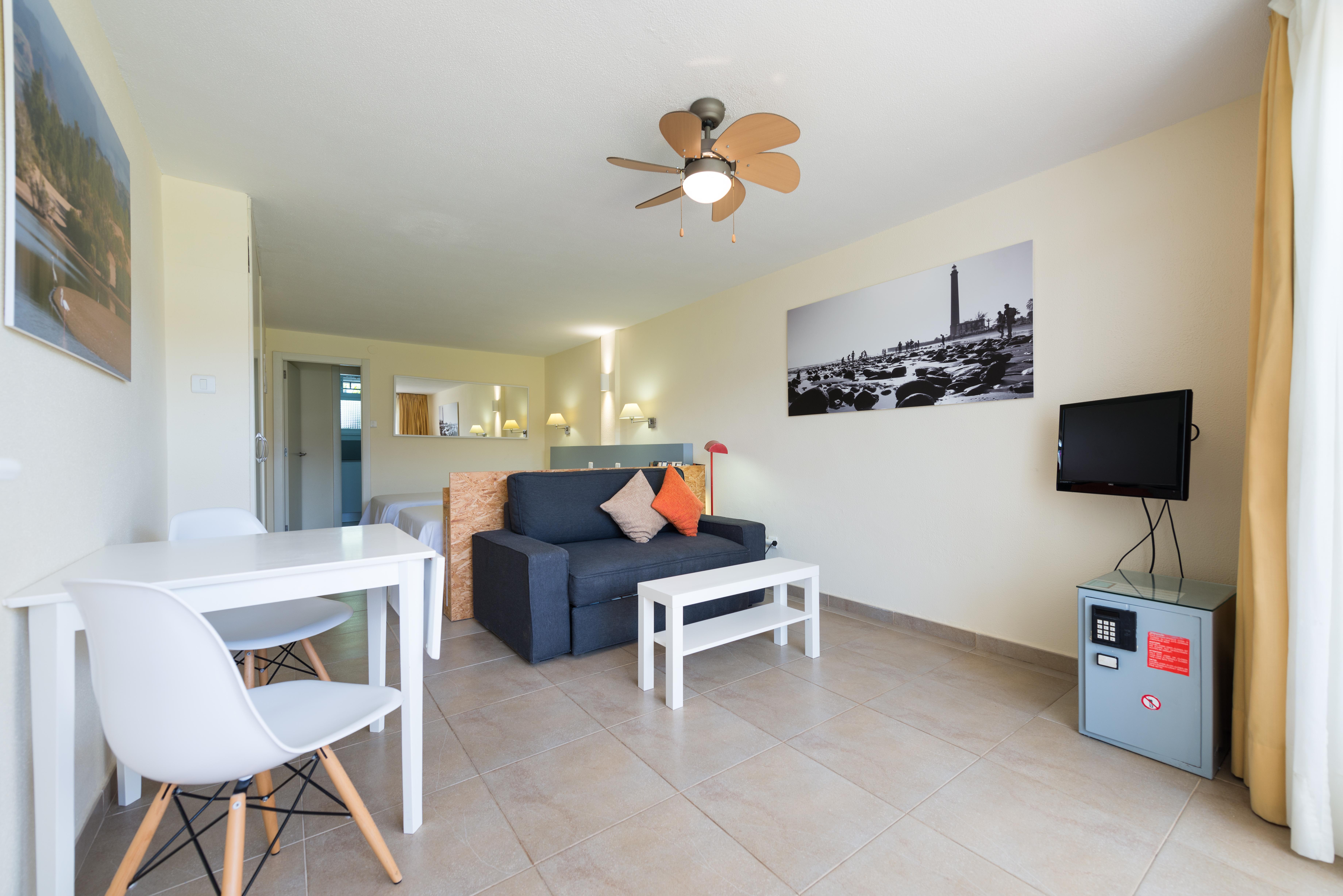 Apartamentos El Capricho Маспаломас Екстериор снимка
