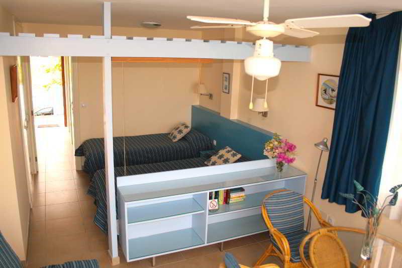 Apartamentos El Capricho Маспаломас Екстериор снимка